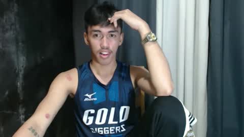 Snapshot of jonel_xx chatting on 02/18/26, 12:23 jonel online show from 02/18/26, 12:23