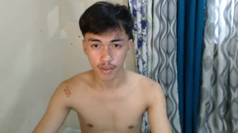 Snapshot of jonel_xx chatting on 06/24/26, 02:32 jonel online show from 06/24/26, 02:32