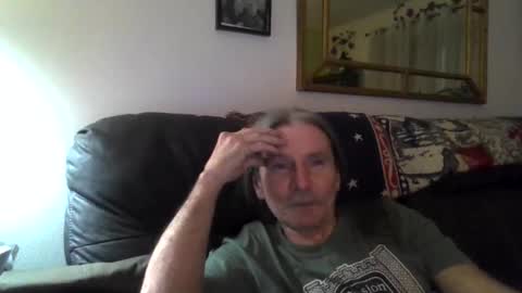 Jonelvis123456 online show from 12/04/25, 10:46