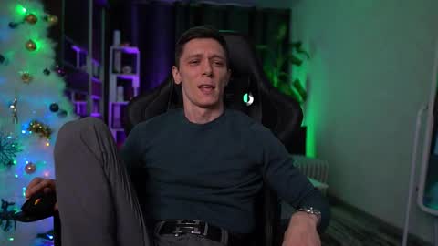 John     online show from 12/22/25, 06:10