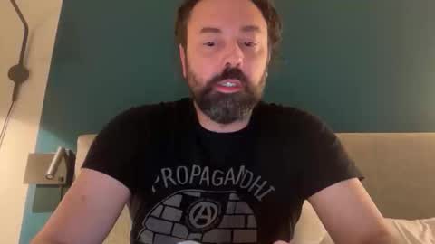 Snapshot of jonnyb9876 chatting on 02/01/26, 03:38 jonnyb9876 online show from 02/01/26, 03:38