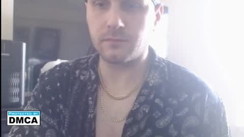 Snapshot of jonnybananas69 chatting on 05/22/26, 05:18 Jonny Bans online show from 05/22/26, 05:18