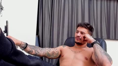 jonnyporn1 online show from 01/27/25, 04:52