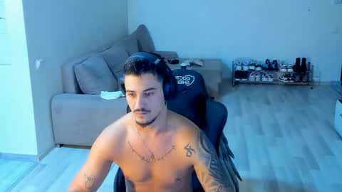 jonnyporn1 online show from 10/09/25, 12:30