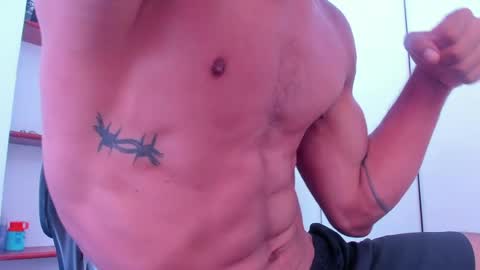 Snapshot of jonryder_ chatting on 06/04/26, 05:08 Ryder Jon online show from 06/04/26, 05:08