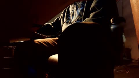 Snapshot of jontn_swift chatting on 12/22/24, 05:56 Jonathon Swift online show from 12/22/24, 05:56