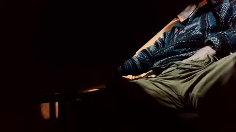 Snapshot of jontn_swift chatting on 10/19/25, 04:24 Jonathon Swift online show from 10/19/25, 04:24