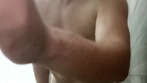 jorchuck1919este online show from 10/26/25, 01:06