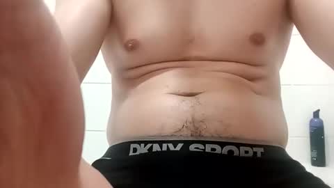 Snapshot of jordan25willllllyyyy chatting on 01/26/25, 01:31 big sexy di online show from 01/26/25, 01:31