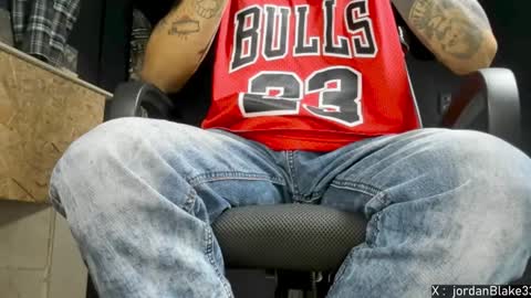 jordan33blake online show from 12/05/24, 11:38