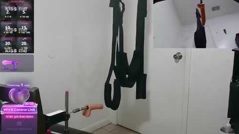 sissyjolicia online show from 05/17/26, 03:37