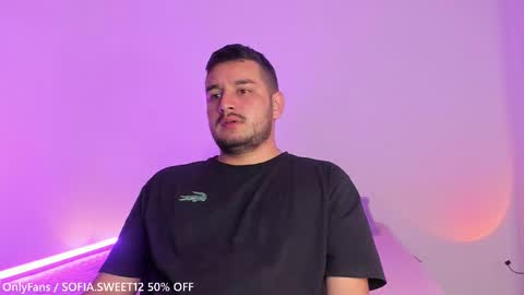 Snapshot of jordy_and_sofi chatting on 10/21/25, 03:51 JORDY AND SOFI online show from 10/21/25, 03:51