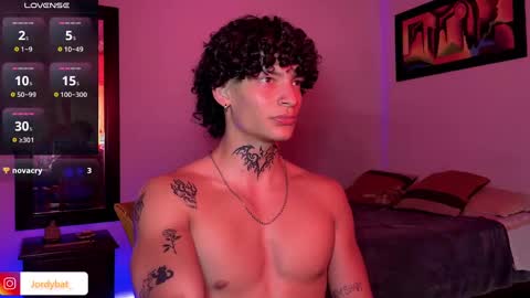 Snapshot of jordybatt chatting on 02/18/25, 06:26 JORDY online show from 02/18/25, 06:26