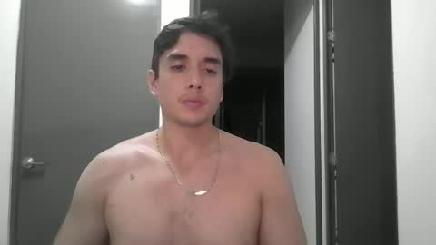Snapshot of jorge124345 chatting on 06/20/26, 04:59 Babyface online show from 06/20/26, 04:59