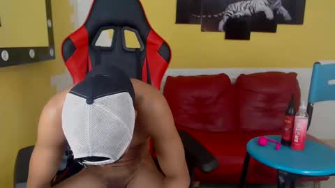 jose_sexycumm online show from 01/17/25, 12:42