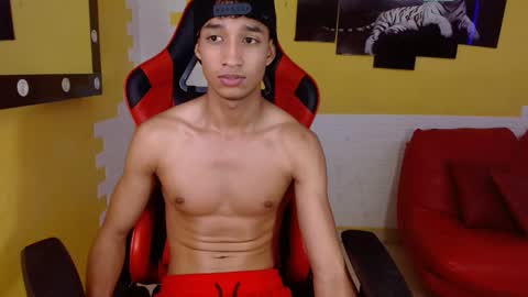 jose_sexycumm online show from 03/05/25, 10:21