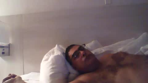 Snapshot of josehosebb chatting on 12/23/24, 02:24 josehosebb online show from 12/23/24, 02:24