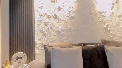 Snapshot of joselin_rouse chatting on 06/06/26, 01:27 joselin online show from 06/06/26, 01:27