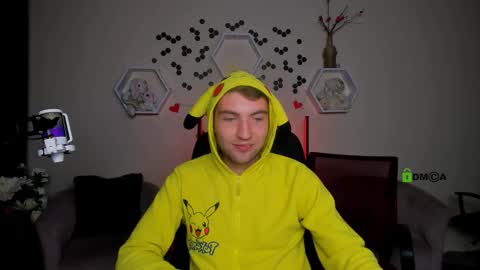 joseph_bear_ online show from 09/13/25, 07:02