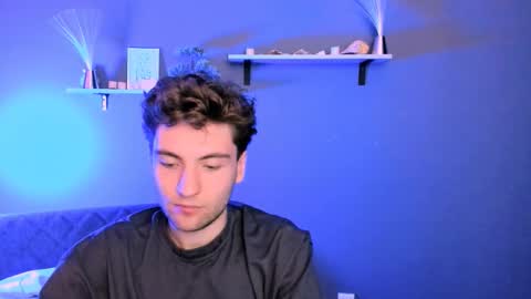 joseph_bear_ online show from 12/18/25, 07:53