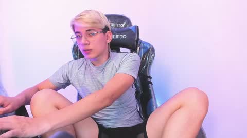 JOSEPH BROWN online show from 01/03/25, 03:33