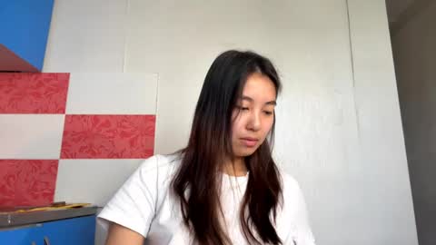Snapshot of josephinecarroll chatting on 06/07/26, 07:34 Yuki online show from 06/07/26, 07:34