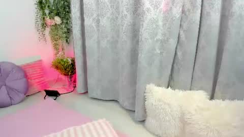 Snapshot of josephinemoon chatting on 07/19/26, 02:10 Josephine online show from 07/19/26, 02:10