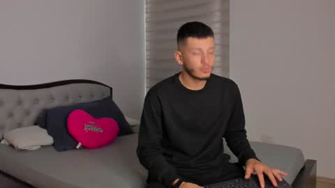 Dilany Josh online show from 12/29/24, 01:38