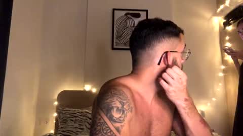 josh_xo online show from 09/29/25, 08:02