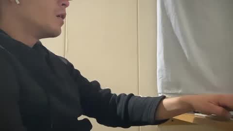 Nicolas online show from 02/06/26, 02:05