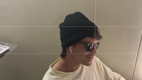 Nicolas online show from 03/16/26, 04:11