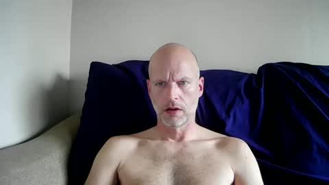 joshking2017 online show from 01/10/25, 04:20