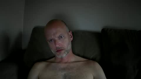 joshking2017 online show from 01/19/25, 04:04