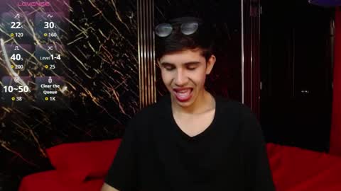 joshua_saenz_ online show from 06/06/26, 07:51