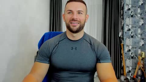 Snapshot of joshuamuscle69 chatting on 02/01/25, 05:49 joshuamuscle69 online show from 02/01/25, 05:49