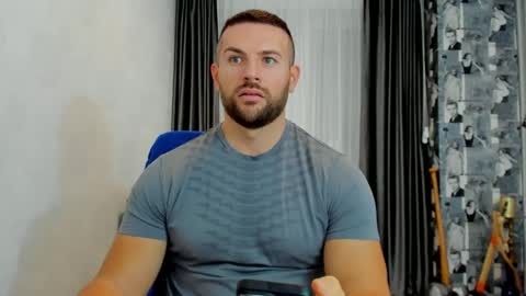 Snapshot of joshuamuscle69 chatting on 02/02/25, 05:10 joshuamuscle69 online show from 02/02/25, 05:10