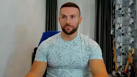 Snapshot of joshuamuscle69 chatting on 02/03/25, 09:41 joshuamuscle69 online show from 02/03/25, 09:41