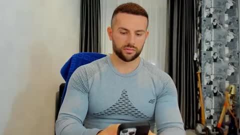 Snapshot of joshuamuscle69 chatting on 02/03/25, 12:47 joshuamuscle69 online show from 02/03/25, 12:47