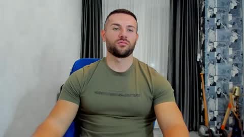 Snapshot of joshuamuscle69 chatting on 02/04/25, 06:04 joshuamuscle69 online show from 02/04/25, 06:04