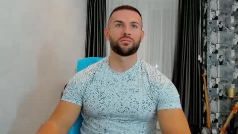 Snapshot of joshuamuscle69 chatting on 02/10/25, 08:53 joshuamuscle69 online show from 02/10/25, 08:53