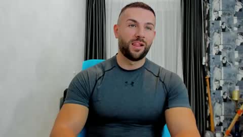 Snapshot of joshuamuscle69 chatting on 02/15/25, 06:23 joshuamuscle69 online show from 02/15/25, 06:23