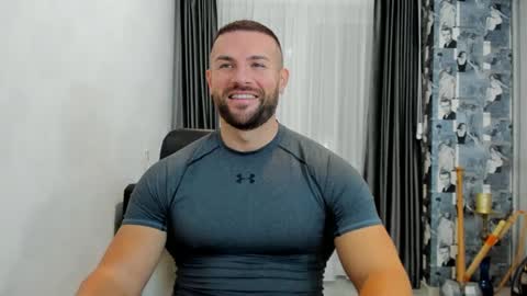 Snapshot of joshuamuscle69 chatting on 02/16/25, 06:32 joshuamuscle69 online show from 02/16/25, 06:32