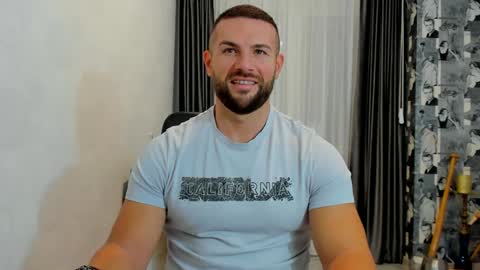 Snapshot of joshuamuscle69 chatting on 02/19/25, 06:33 joshuamuscle69 online show from 02/19/25, 06:33