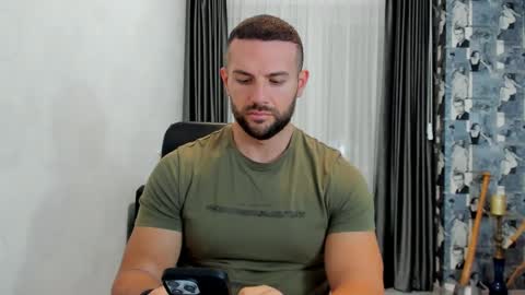 Snapshot of joshuamuscle69 chatting on 02/22/25, 05:55 joshuamuscle69 online show from 02/22/25, 05:55