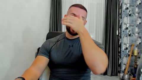 Snapshot of joshuamuscle69 chatting on 02/24/25, 11:32 joshuamuscle69 online show from 02/24/25, 11:32