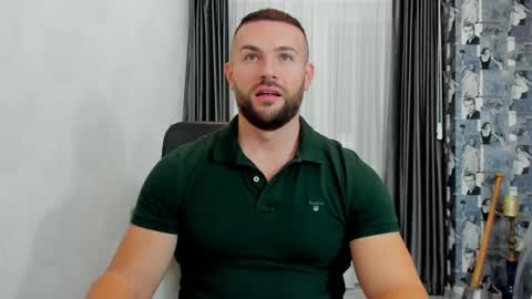 Snapshot of joshuamuscle69 chatting on 02/26/25, 06:37 joshuamuscle69 online show from 02/26/25, 06:37