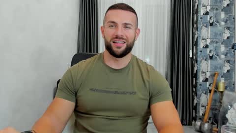 Snapshot of joshuamuscle69 chatting on 03/01/25, 10:55 joshuamuscle69 online show from 03/01/25, 10:55