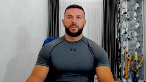 Snapshot of joshuamuscle69 chatting on 09/10/25, 04:23 joshuamuscle69 online show from 09/10/25, 04:23