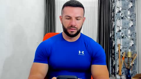 Snapshot of joshuamuscle69 chatting on 09/15/25, 04:56 joshuamuscle69 online show from 09/15/25, 04:56