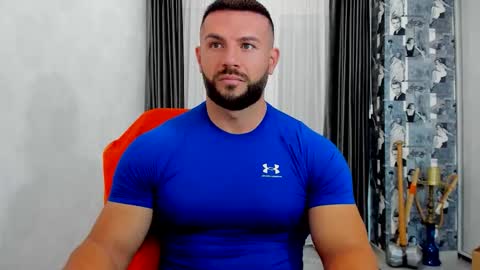 Snapshot of joshuamuscle69 chatting on 09/16/25, 05:30 joshuamuscle69 online show from 09/16/25, 05:30